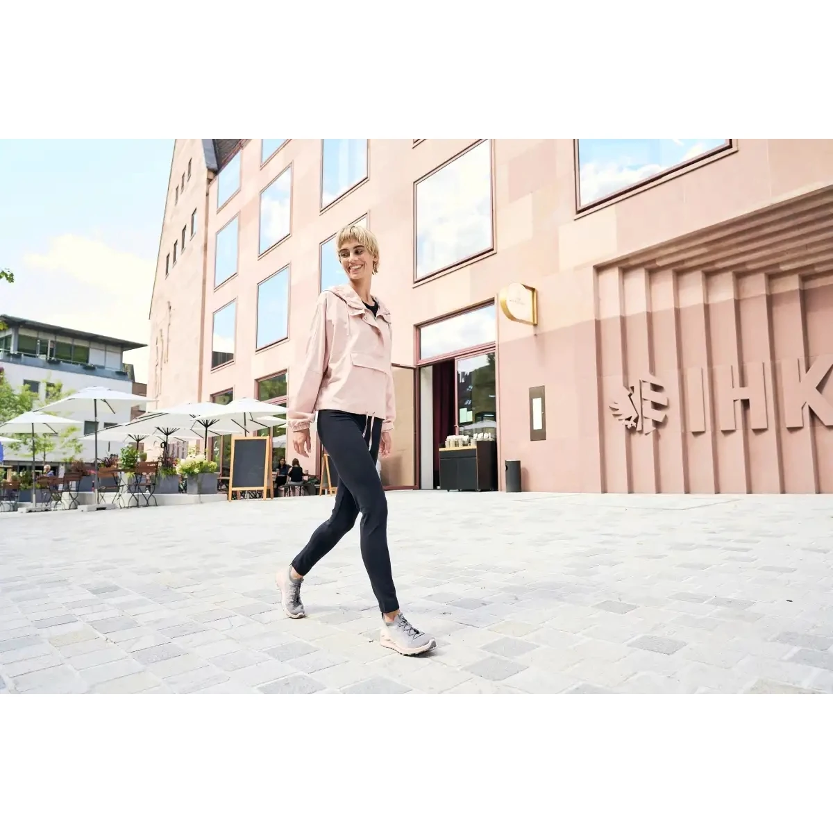 LOWA Chaussures Femme - Fusion Lo - Arctic/melon 9 LOWA Chaussures Femme - Fusion Lo - Arctic/melon – Image 7